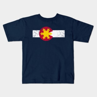 Colorado Flag Winter Snowflake Vintage Distressed Kids T-Shirt